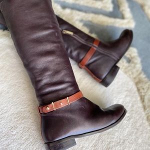 Gorgeous Italian Leather Winter Boots - by Basconi